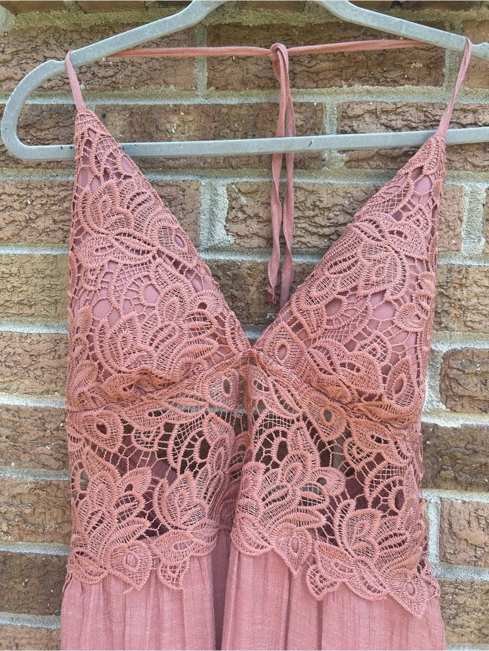 Rebellion Dusty Rose Lace-Trim Backless Sundress size large - Picture 3 of 11